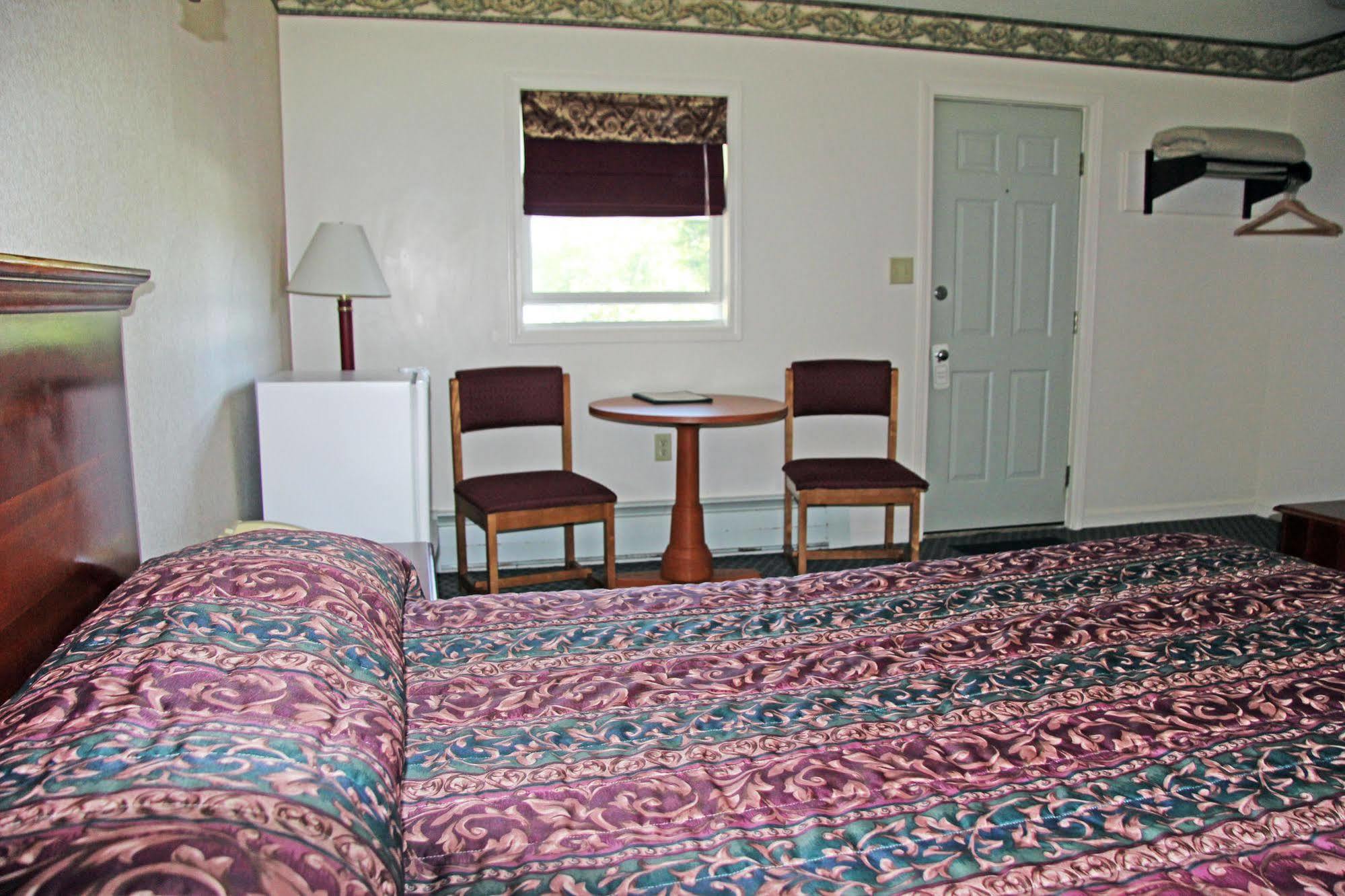Potsdam Inn Motel